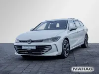 Gebraucht VW Passat Elegance 177 PS (130 kW) 2025 Weiß Kombi