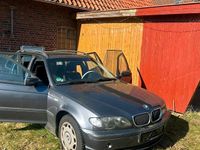 Gebraucht BMW 318 143 PS (105 kW) 2003 Grau Kombi