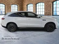 Gebraucht Mercedes EQC400 AMG line 300 kW (408 PS) 2022 Manufaktur opalithweiß bright SUV