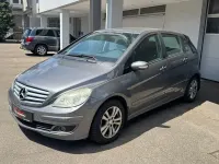 Gebraucht Mercedes B180 Edition 109 PS (80 kW) 2008 Grau Van / Kleinbus