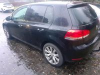 Gebraucht VW Golf VI 105 PS (77 kW) 2010 Schwarz Kleinwagen