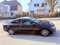 Gebraucht VW Passat 125 PS (91 kW) 2015 Schwarz Limousine