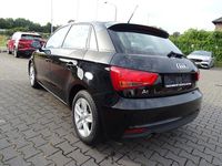 Gebraucht Audi A1 Sportback Basis 82 PS (60 kW) 2017 Schwarz Kleinwagen