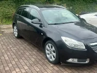 Gebraucht Opel Insignia Edition 160 PS (117 kW) 2012 Schwarz Kombi