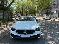 Gebraucht Mercedes E220 200 PS (147 kW) 2022 Weiß Limousine