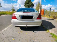 Gebraucht Mercedes E270 177 PS (130 kW) 2005 Grau Limousine