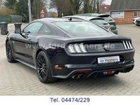 Gebraucht Ford Mustang GT 449 PS (330 kW) 2021 Antimatter blue / signature na Coupé