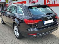 Gebraucht Audi A4 150 PS (110 kW) 2018 Schwarz Kombi