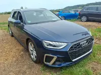 Gebraucht Audi A4 S-Line 204 PS (150 kW) 2023 Navarrablau (metallic) Kombi