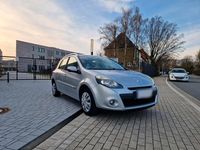 Gebraucht Renault Clio GrandTour Dynamique 75 PS (55 kW) 2011 Grau Kombi