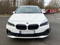 Gebraucht BMW 218 Advantage 140 PS (102 kW) 2019 Weiß Kombi