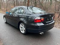 Gebraucht BMW 325 245 PS (180 kW) 2008 Schwarz Limousine