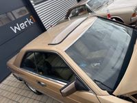 Gebraucht Mercedes 500 231 PS (169 kW) 1982 Gold Coupé