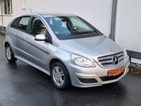 gebraucht Mercedes B160 BlueEfficienc /Facelift/Navi/Klima