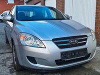 Gebraucht Kia Ceed 109 PS (80 kW) 2007 Silber Kleinwagen