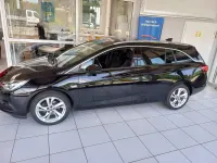 Gebraucht Opel Astra Dynamic 150 PS (110 kW) 2017 Onyx schwarz Kombi