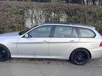 Gebraucht BMW 318 143 PS (105 kW) 2006 Grau Kombi