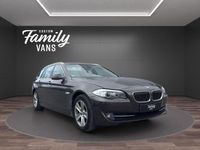 Gebraucht BMW 520 184 PS (135 kW) 2012 Schwarz Kombi