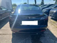 Używany Tesla Model 3 RWD 239 kW (325 KM) 2022 Czarny Sedan/Limuzyna