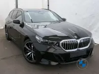 Gebraucht BMW 540 M Sport 303 PS (222 kW) 2025 Black sapphire Kombi