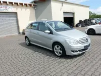 Gebraucht Mercedes B170 116 PS (85 kW) 2006 Silber Van / Kleinbus