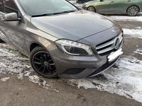 Gebraucht Mercedes A200 136 PS (100 kW) 2015 Grau Limousine
