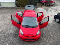 Gebraucht Toyota Aygo Basis 68 PS (50 kW) 2009 Rot Kleinwagen