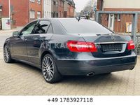 Gebraucht Mercedes E300 Avantgarde 231 PS (169 kW) 2011 Grau Limousine