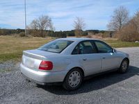 Second-hand Audi A4 101 CP (74 kW) 1999 Argintiu Berlinǎ