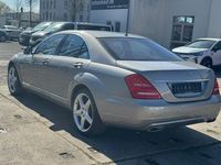 Gebraucht Mercedes S500 435 PS (319 kW) 2012 Gold Limousine