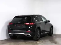 Gebraucht Mercedes GLA220 190 PS (139 kW) 2025 Metalliclack kosmosschwarz SUV