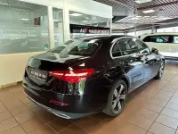 Gebraucht Mercedes C200 Night 204 PS (150 kW) 2022 Obsidianschwarz  metalliclack Limousine