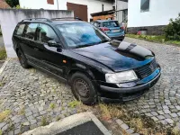 Gebraucht VW Passat 102 PS (75 kW) 1997 Schwarz Kombi