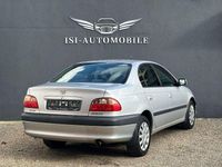 Gebraucht Toyota Avensis 129 PS (94 kW) 2002 Silber Limousine