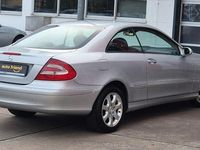 Gebraucht Mercedes CLK240 170 PS (125 kW) 2002 Silber Coupé
