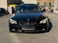 Gebraucht BMW 523 177 PS (130 kW) 2006 Schwarz Kombi