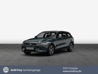 Gebraucht Volvo V60 Plus 197 PS (144 kW) 2025 Forest lake metallic Kombi