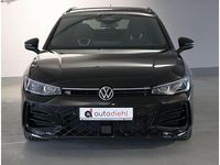 Gebraucht VW Passat R-line 150 PS (110 kW) 2025 Schwarz Kombi