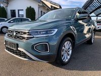 Gebraucht VW T-Roc Style 150 PS (110 kW) 2023 Blau SUV