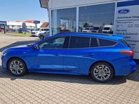Neu Ford Focus ST-Line 155 PS (114 kW) 2025 Desert island blue metallic Kombi