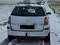 Gebraucht Opel Astra 101 PS (74 kW) 2007 Silber Kombi