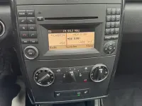 Gebraucht Mercedes A160 Edition 95 PS (69 kW) 2009 Schwarz Van / Kleinbus