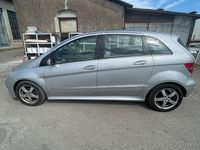 Gebraucht Mercedes B200 140 PS (102 kW) 2006 Silber Van / Kleinbus
