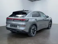 Neu VW T-Roc Pro 150 PS (110 kW) 2026 Wolf grey metallic / schwarzes dach SUV