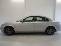 Second-hand Jaguar S-Type S 276 CP (202 kW) 2000 Argintiu Berlinǎ