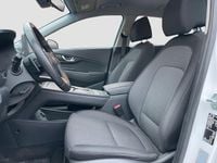 Gebraucht Hyundai Kona Select 100 kW (136 PS) 2022 Weiß SUV