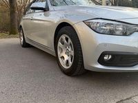 Gebraucht BMW 318 150 PS (110 kW) 2016 Silber Kombi