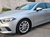 Gebraucht Mercedes A180 136 PS (100 kW) 2019 Silber Limousine