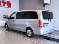 Gebraucht Mercedes Vito 163 PS (119 kW) 2017 Brillant silber met Van