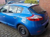 Gebraucht Renault Mégane Initiale Paris 116 PS (85 kW) 2014 Blau Limousine